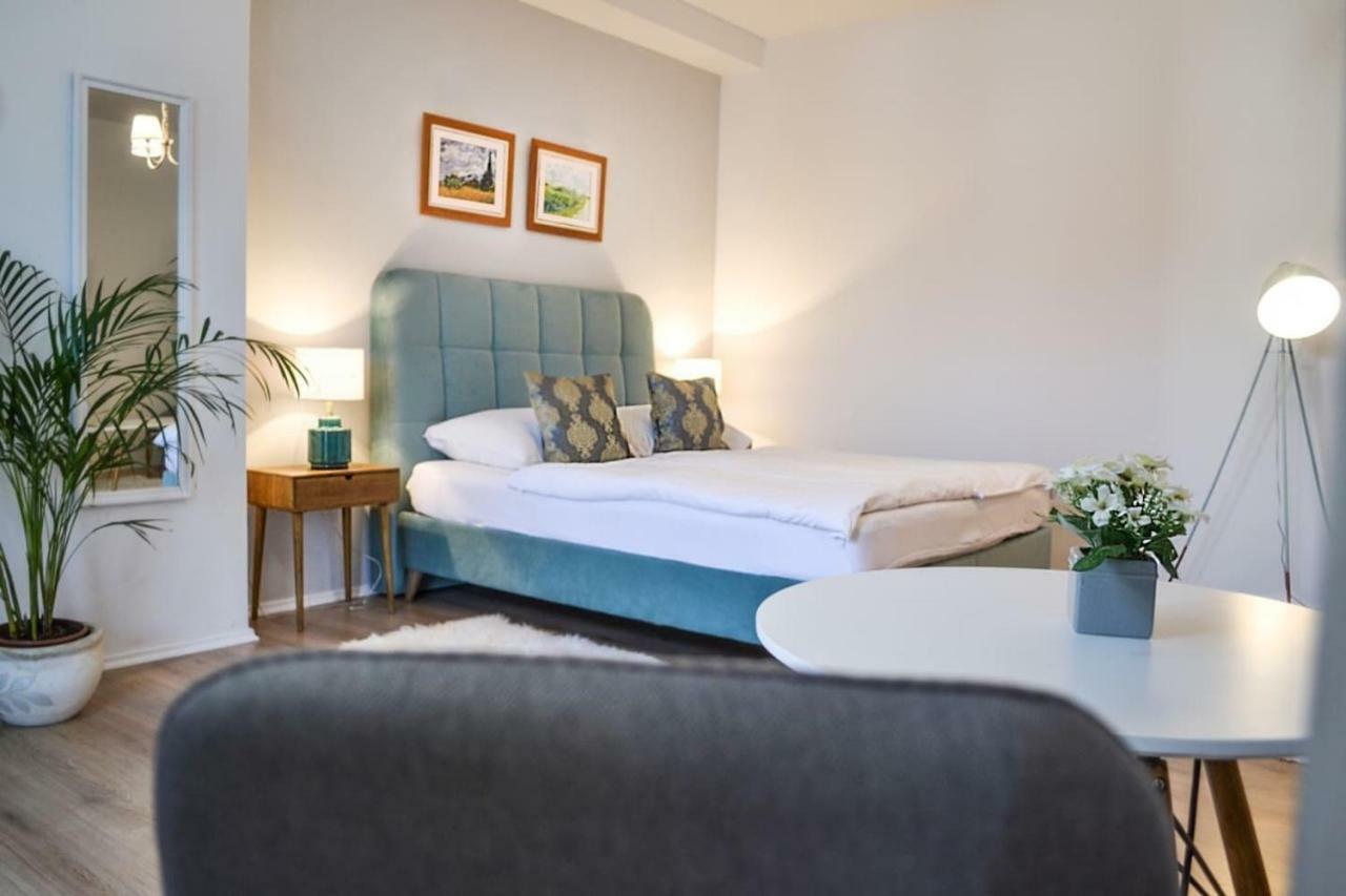 Happy Studio Apartment Mostar Bagian luar foto